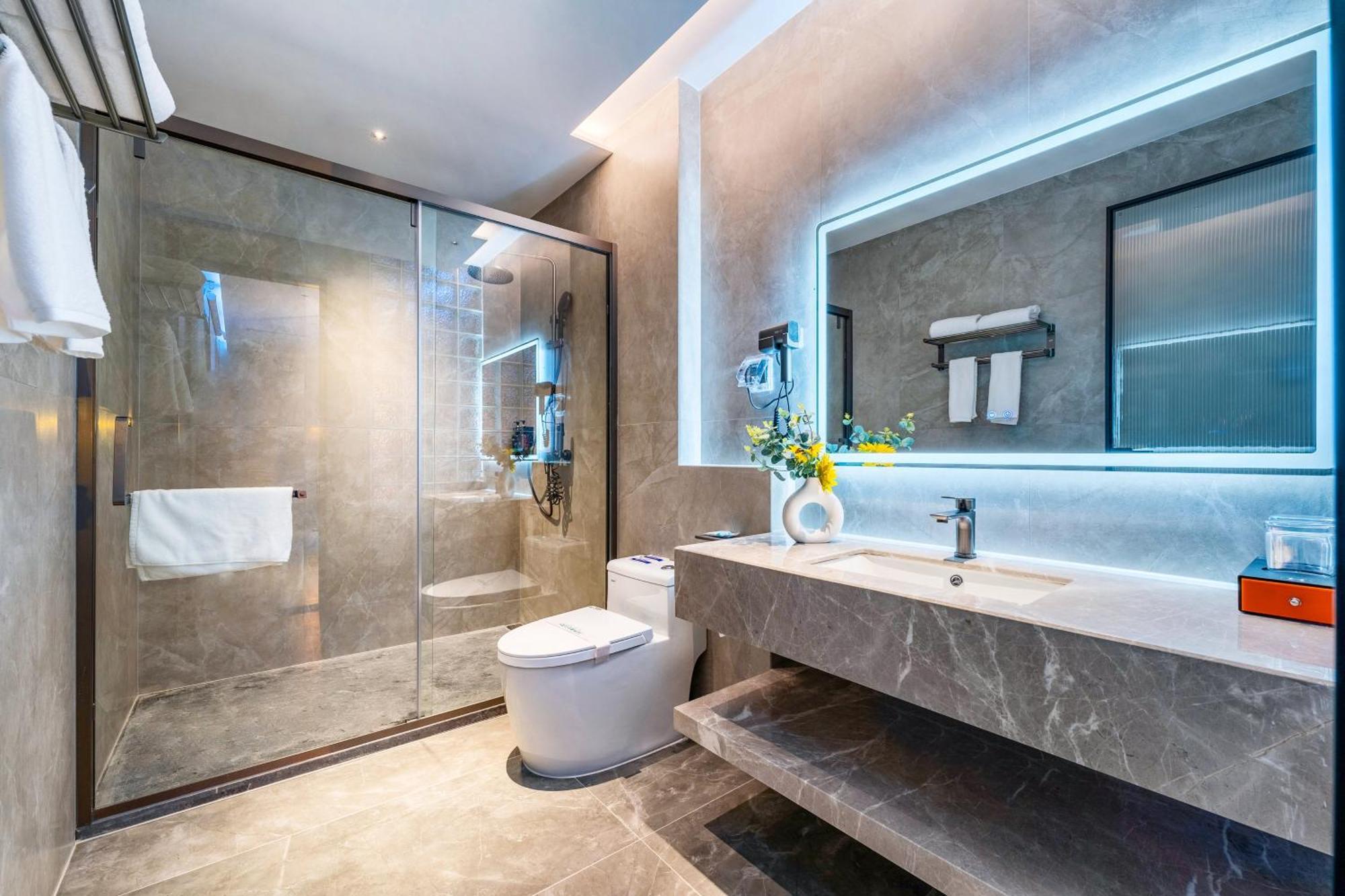 Henghe Selected S Design Hotel - Flagship Store Of Guangzhou Baiyun Railway Station International Convention Center--Reputation Preferred ภายนอก รูปภาพ