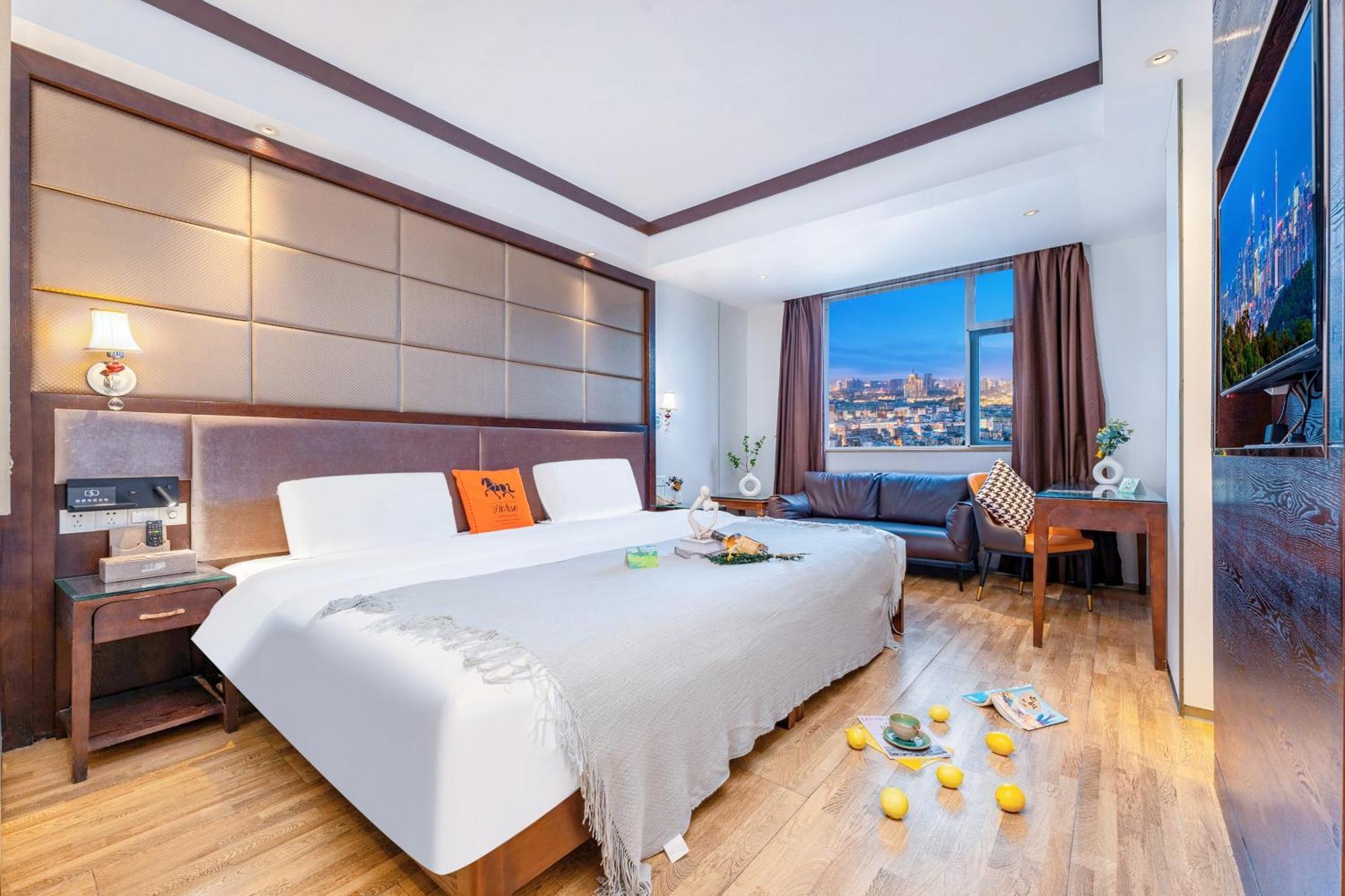 Henghe Selected S Design Hotel - Flagship Store Of Guangzhou Baiyun Railway Station International Convention Center--Reputation Preferred ภายนอก รูปภาพ